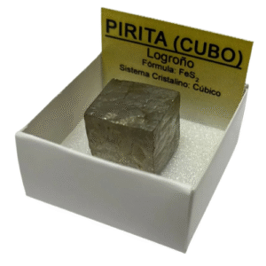 piedra en bruto, natural pirita cubo