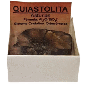 piedra en bruto, natural quiastolita ( cruz de santiago apostol)