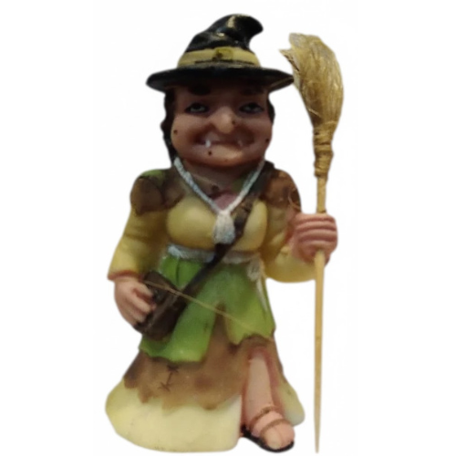 bruja gallega de 10 cm alto, en resina (surtidas)