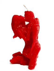 VELA PAREJA ARRODILLADA ROJA 10 cm.