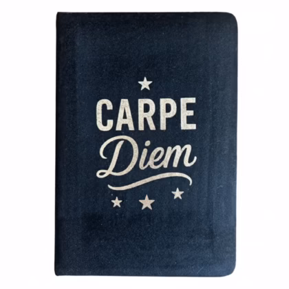 Cuaderno de terciopelo negro - 80 páginas - Aprovecha el día 15x21 cm.