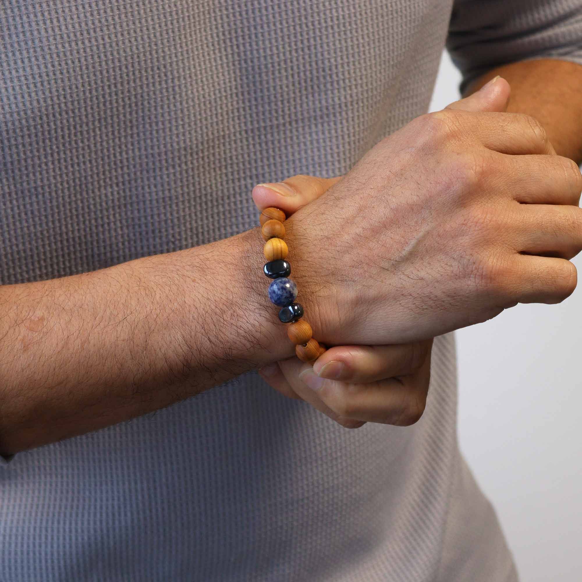 Pulsera de Cedro - Chakra Garganta - Sodalita - Imagen 3