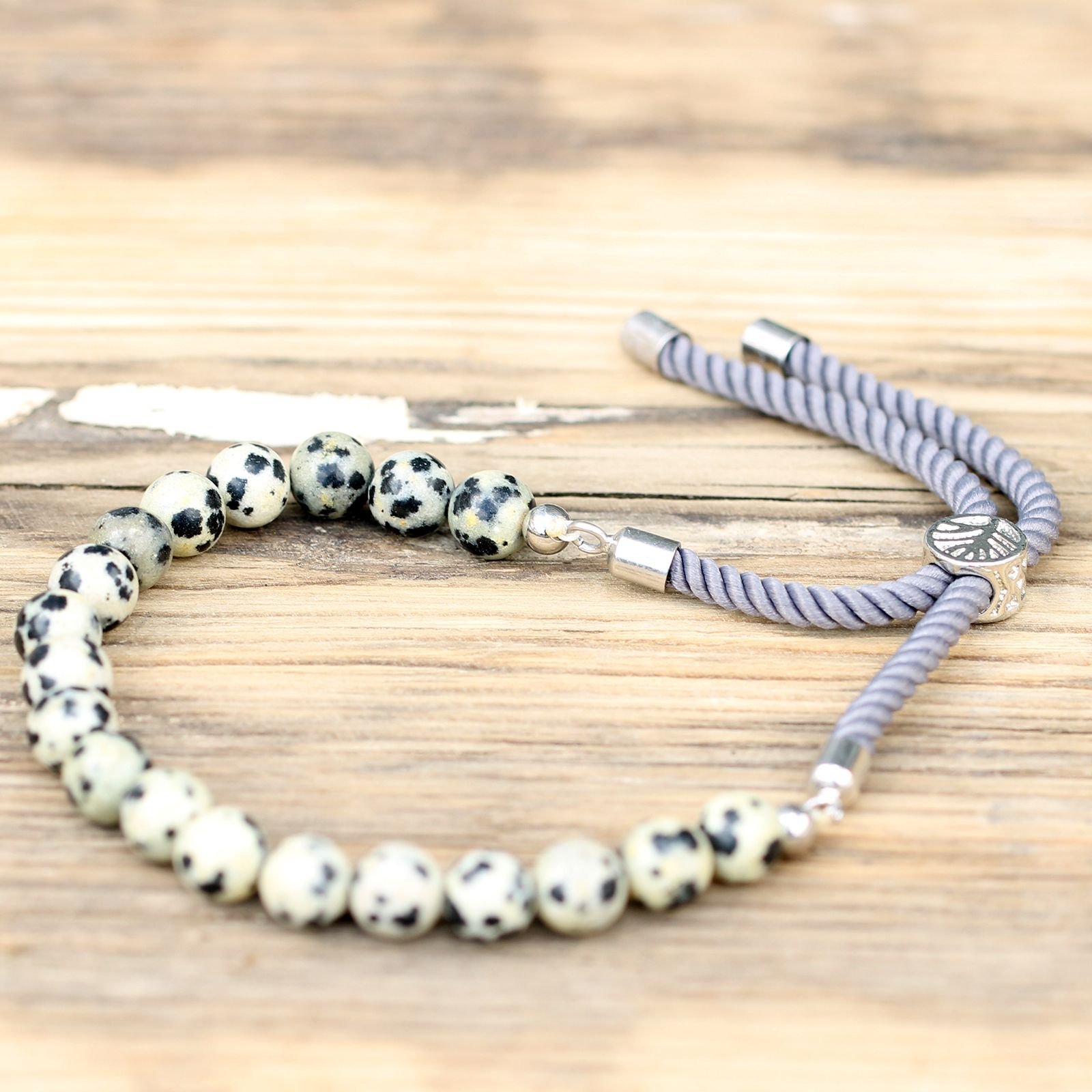 Pulsera de hilo gris con Jáspe Dálmata - Imagen 3
