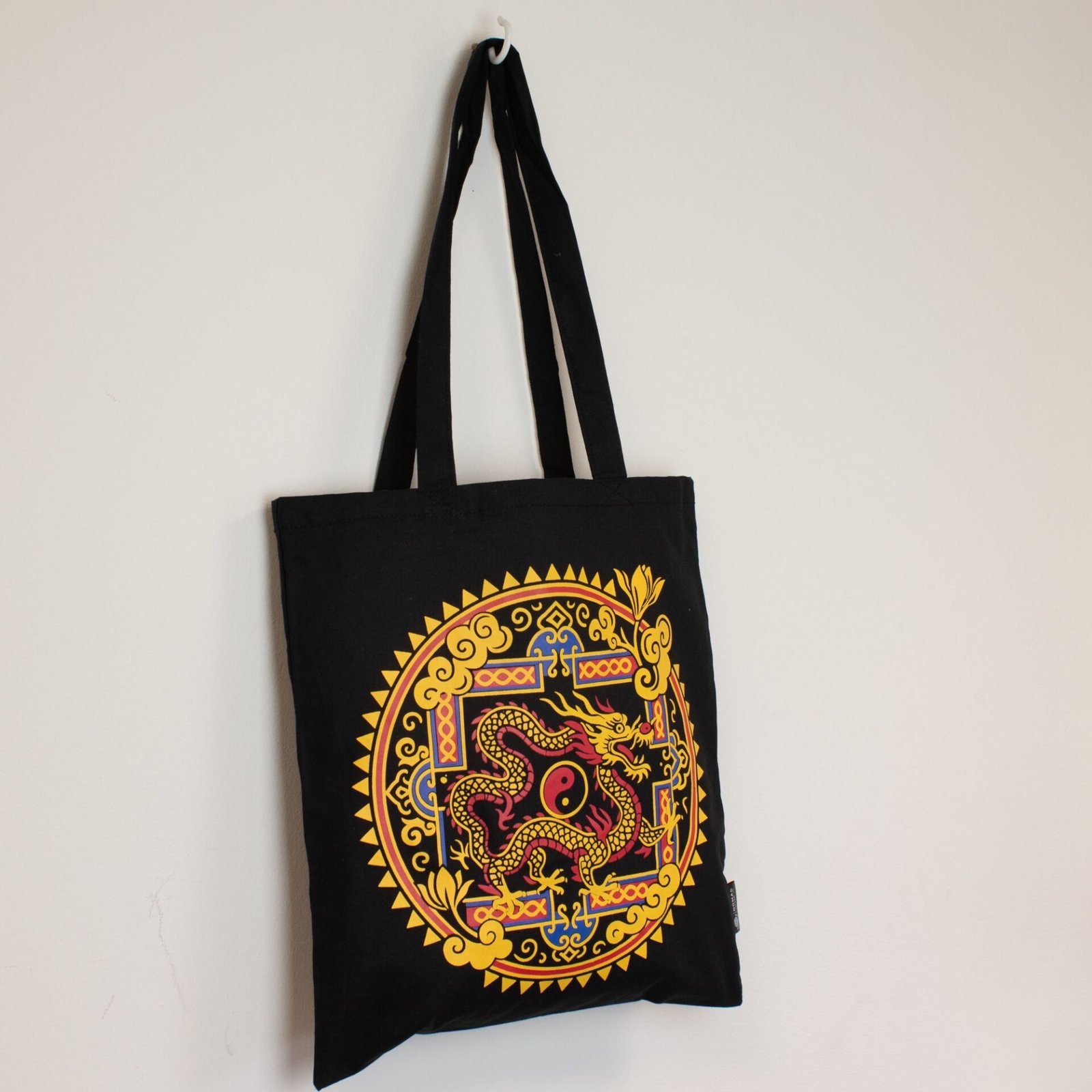 Bolso tote icónico y clásico - Dragón Yin y Yang - Negro 6 oz - Imagen 2