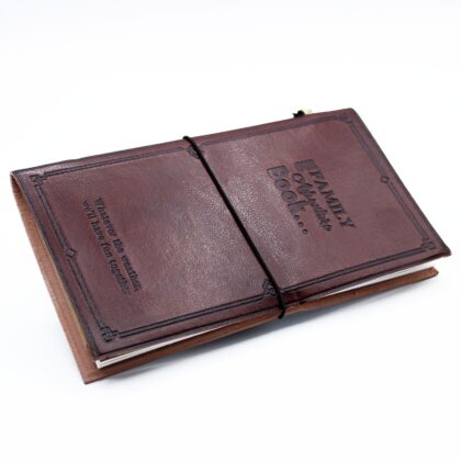 Diario de Cuero - Our Family Adventure Book - Marrón  (80 pagínas) 22x12 cm.