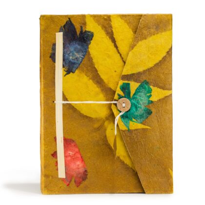 Lokta Bold Floral Cuaderno – Grande (21x15cm) – 45 hojas – Incluye marcapáginas – Oliva