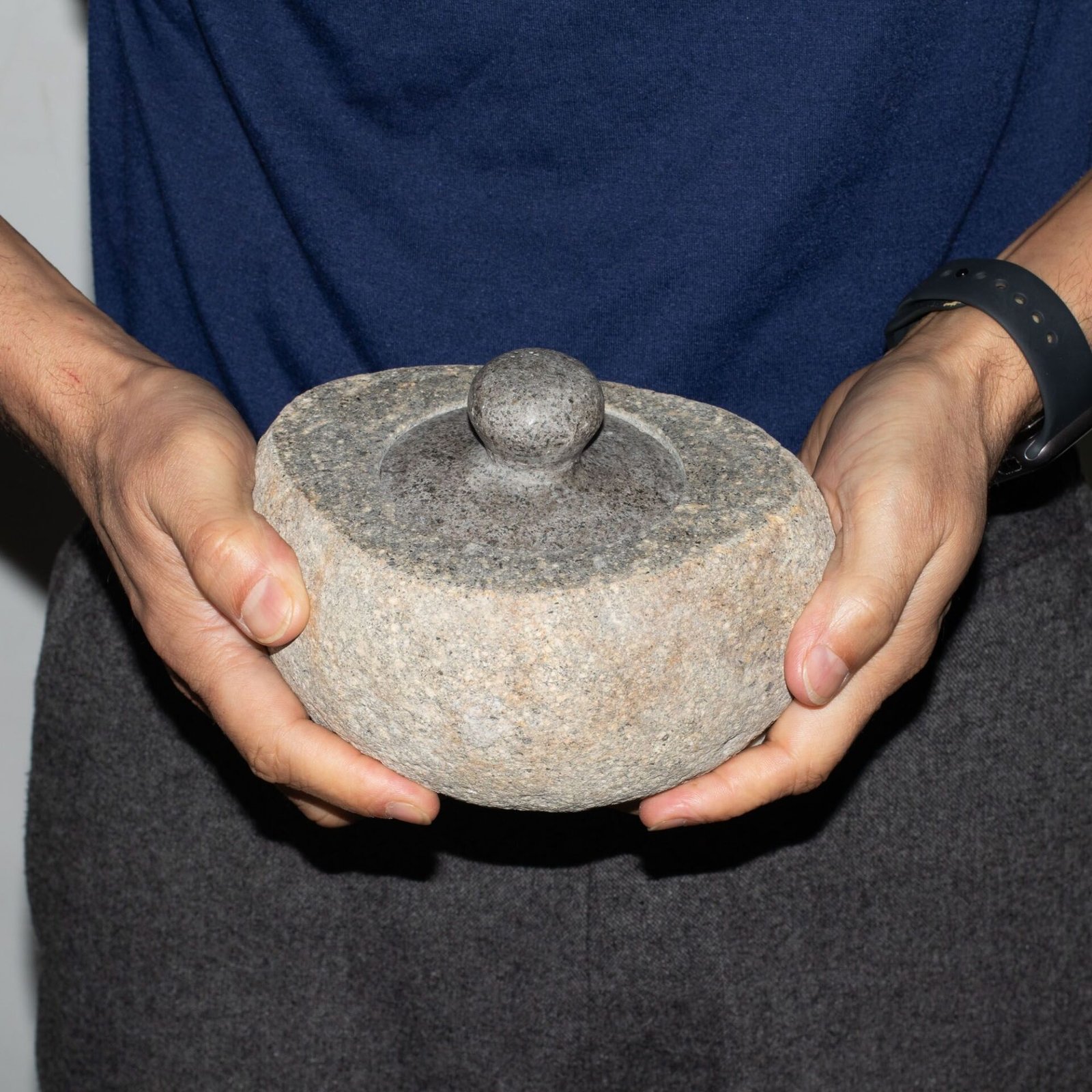 Maceta de piedra de río natural para enraizamiento - Grande (aprox 15x12cm)