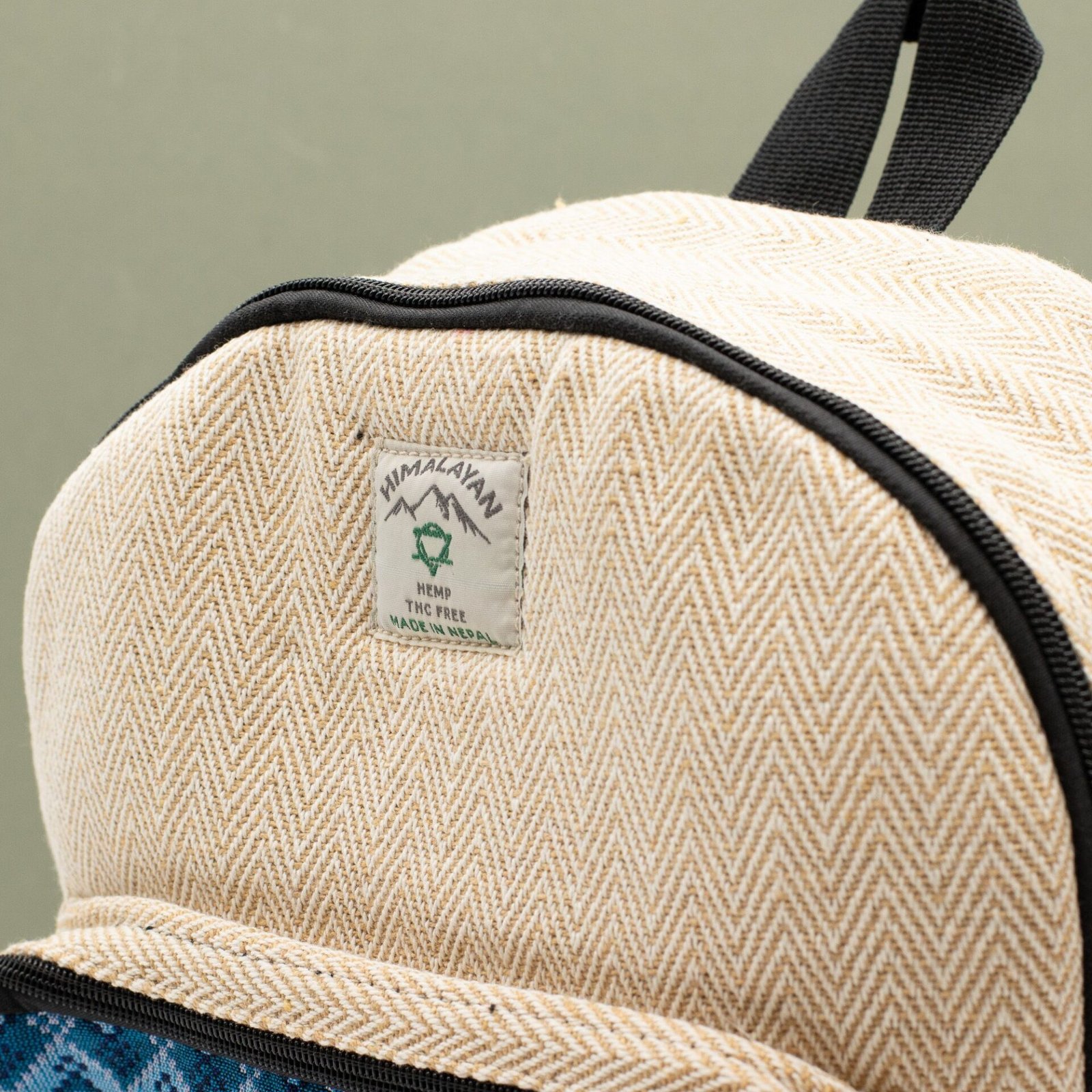 Mochila Mediana Katmandú - Diseño Dhaka (34x27x10cm) - Imagen 2