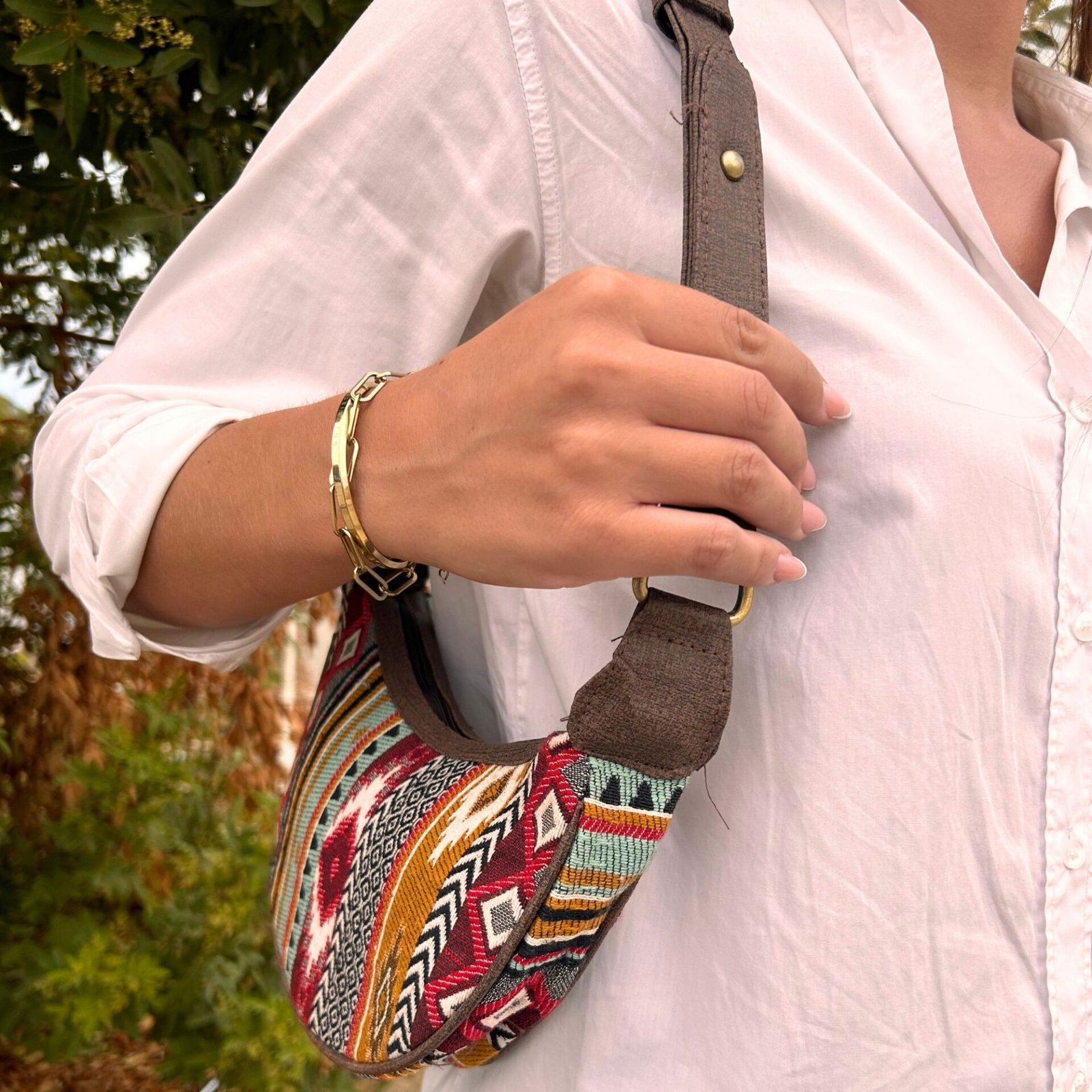 Bolso Hobo de Jacquard - Tonos Marrones Intensos (correa marrón) - Imagen 2