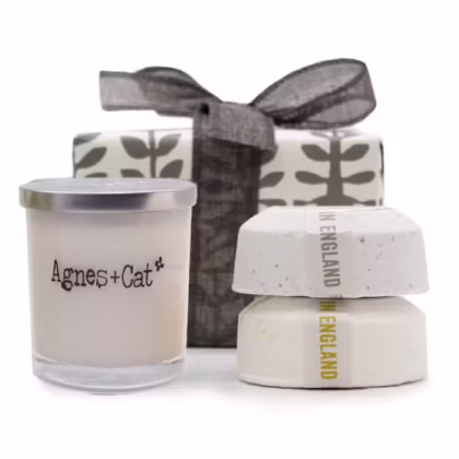 Set de Regalo: Bombas de baño de Windermere & Cítricos + Vela de Luna de Terciopelo