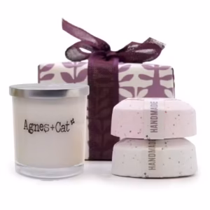 Set de Regalo: Bombas de baños de Provenza & té y rosas + Vela de Piedra Lunar