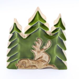 Ciervo en el bosque 3D Decoración de madera - 23x20 cm.