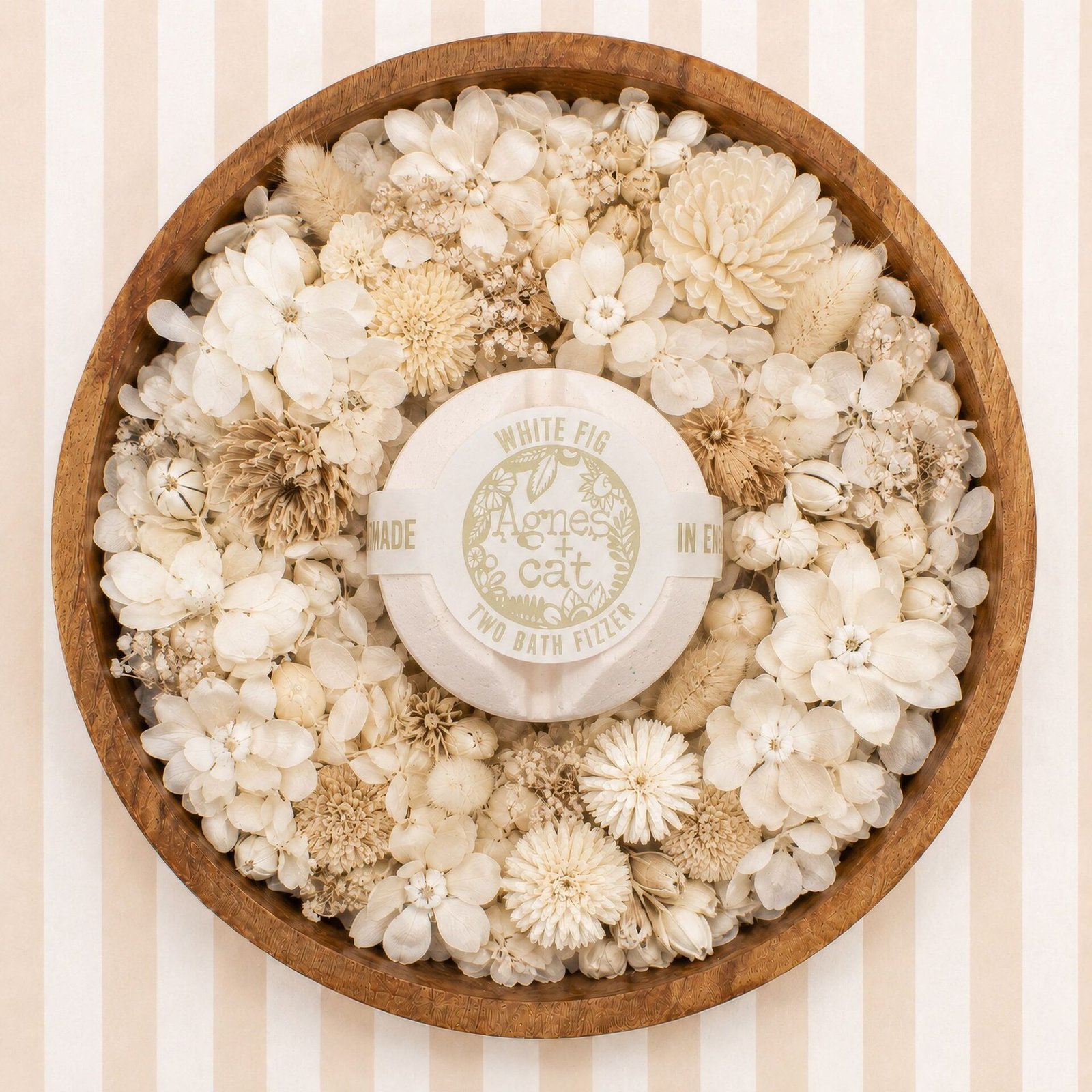 Conjunto regalo de pastillas efervescentes para baño Agnes + Cat con aroma a bayas y higo - Imagen 6
