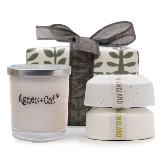 Set de Regalo: Bombas de baño de Windermere & Cítricos + Vela de Luna de Terciopelo - Imagen 2