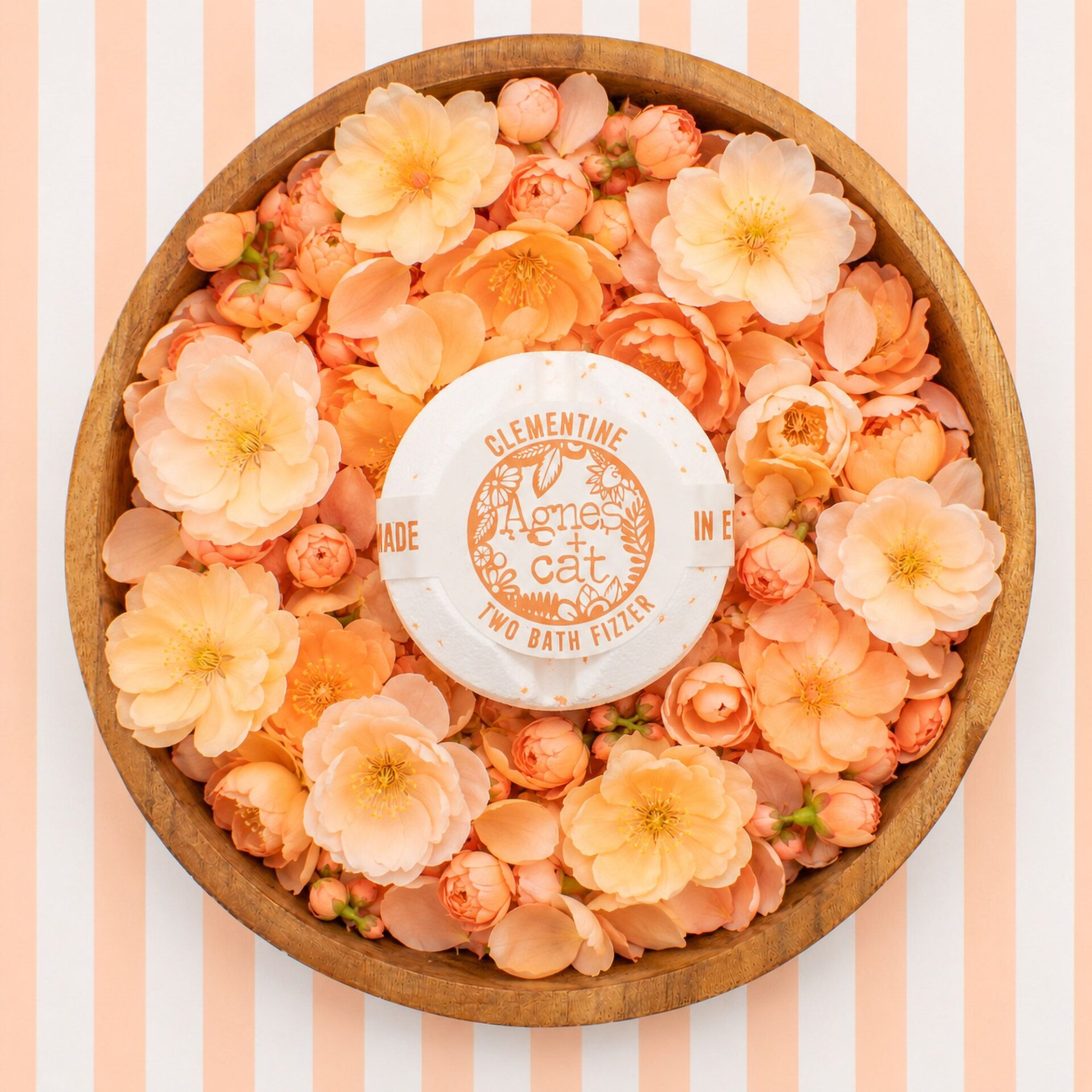 Conjunto de regalo de bombas de baño floral y cítricas de Agnes + Cat - Imagen 5