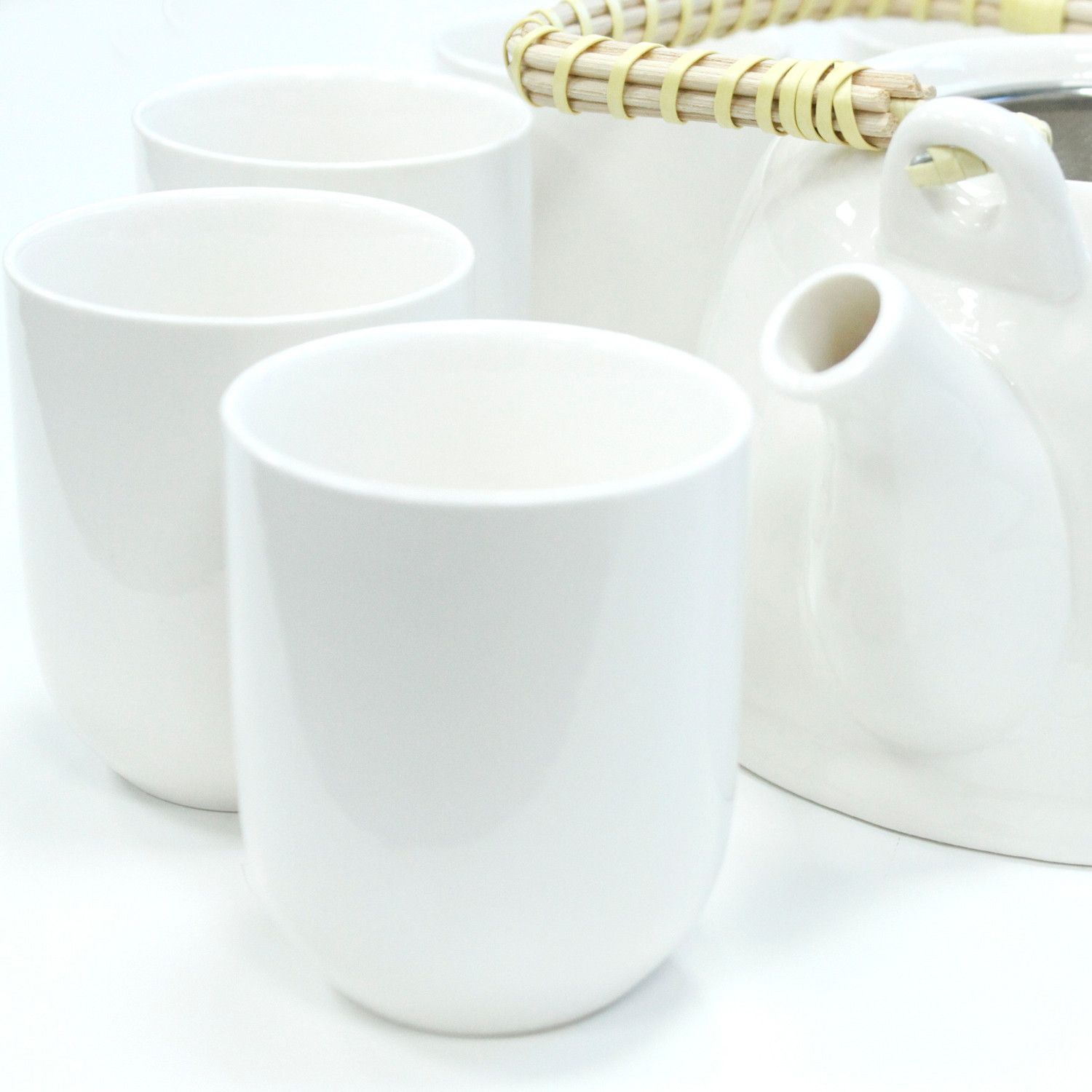 Juego de Té Ritual Ceremonial «Luz y Pureza Minimalista» (Tetera + 6 Vasos) - Imagen 6
